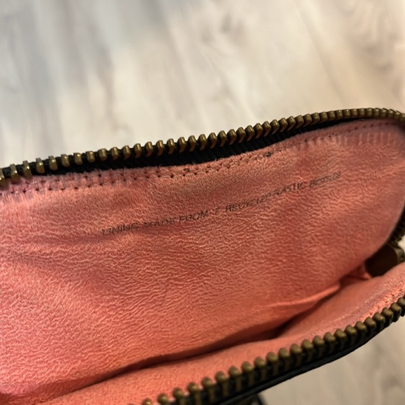 Purse - Picture 3 of 3